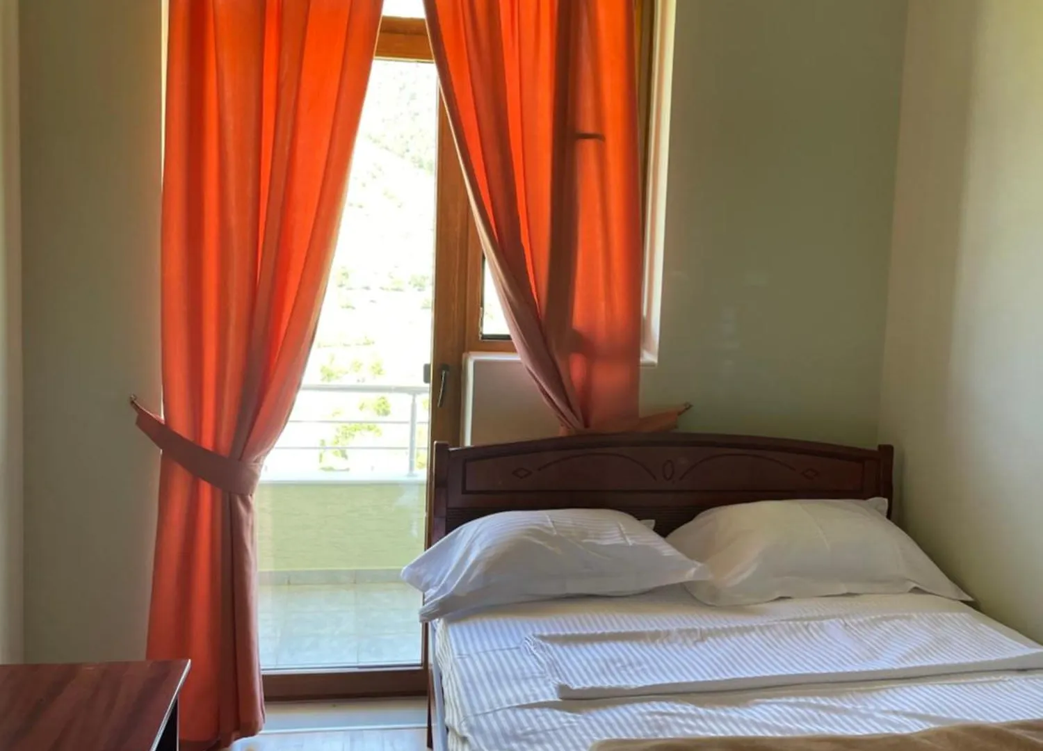 Lura Hotel Fushe-Lure 0*,  Albanien