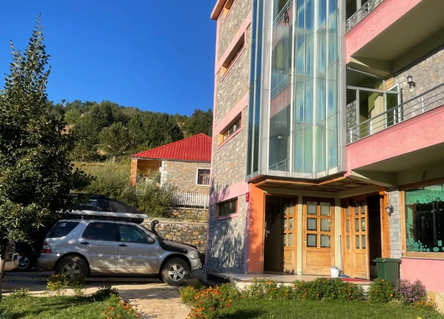 Lura Hotel Fushe-Lure